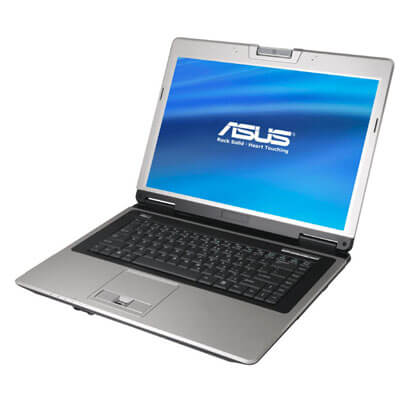 На ноутбуке Asus C90 мигает экран